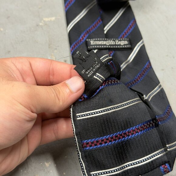 Ermenegildo Zegna Tie Striped 100% Silk Made in Italy Black/Blue Textured 4" - Picture 7 of 7